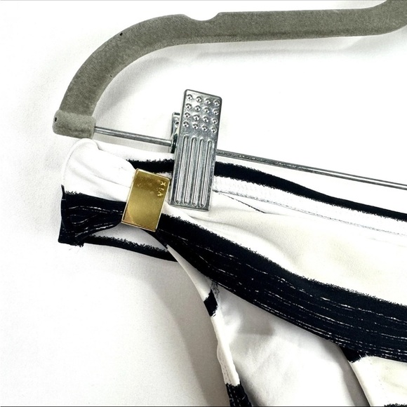 ViX
Bia Black and White Stripe Bikini Bottom Size Medium - Picture 5 of 11